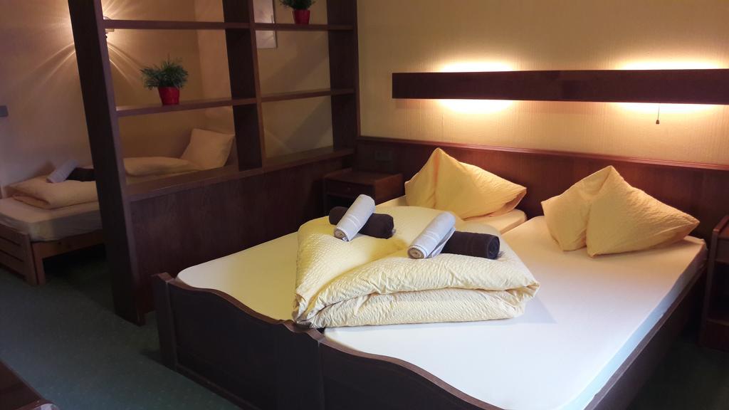 Hotel Sonnhof-Grobming Bagian luar foto